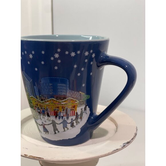 Christkindlmarket 2022 Mug Blue With Snowflakes & Cityscape Design Ceramic - Picture 3 of 8